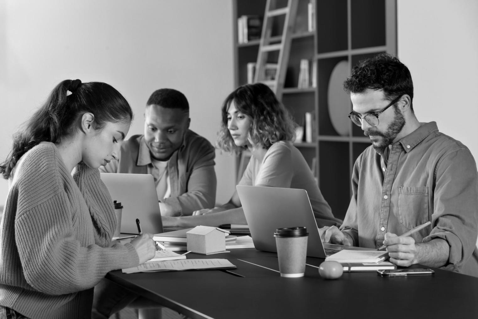 Professionelle Finanzberatung bei Studyxemtharivyn